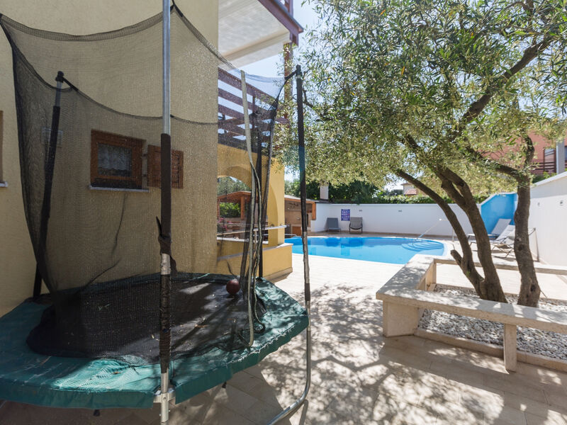 Apartmány 3298-2330