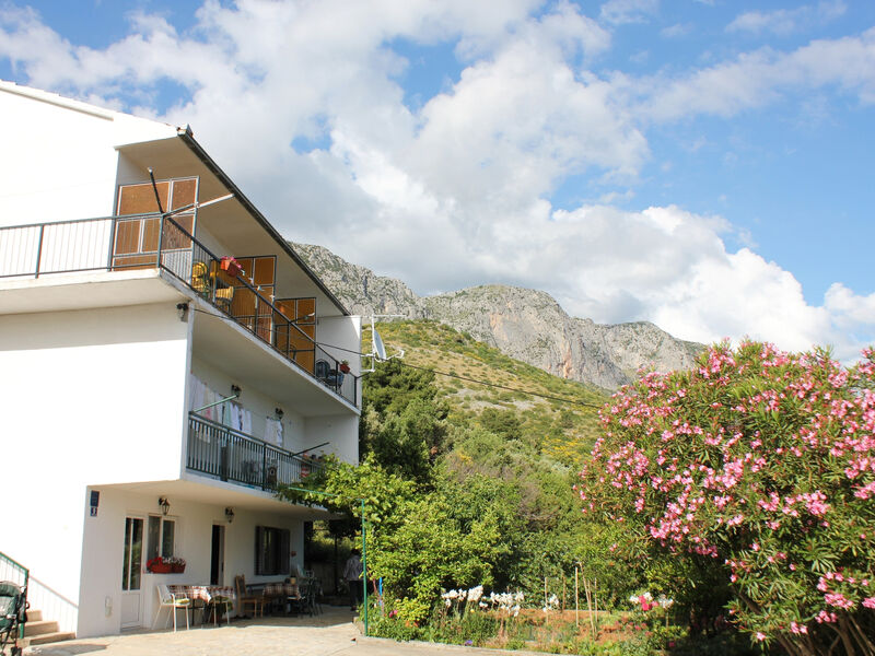Pokoje 3298-2399
