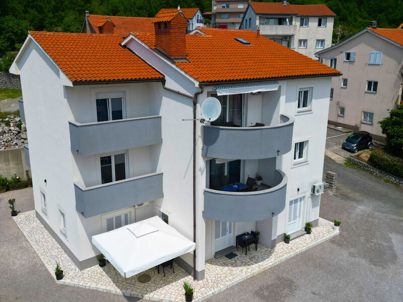 Apartmány 3298-2677