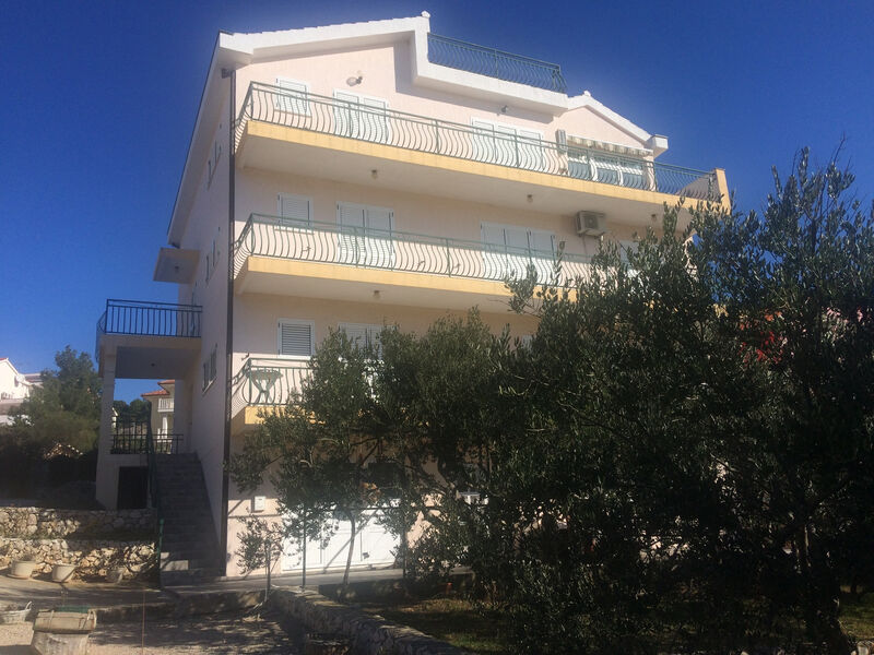 Apartmány 3298-3166