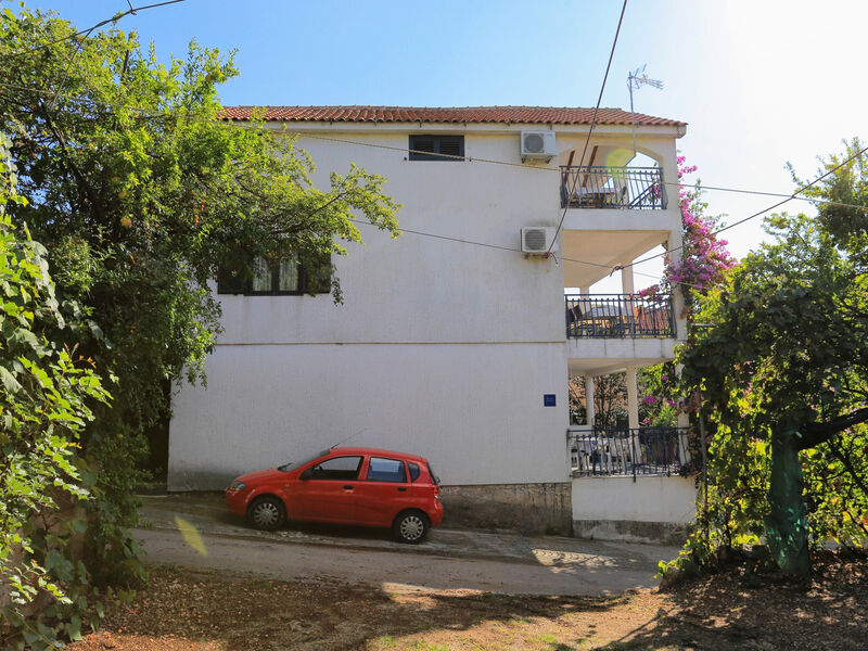 Apartmány 3298-3813