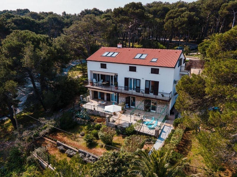 Apartmány 3298-3999