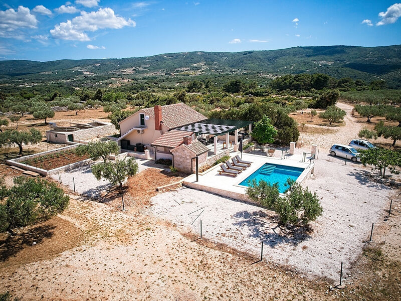 Robinzonáda 3298-4889