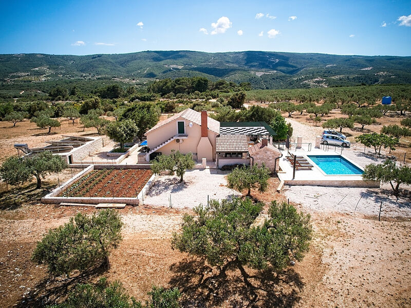 Robinzonáda 3298-4889