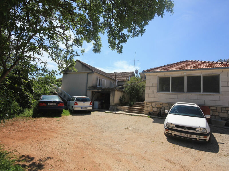 Pokoje 3298-6264