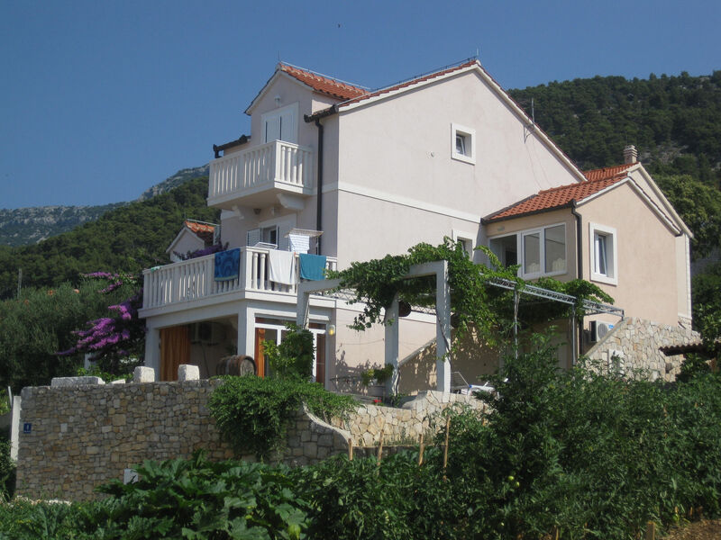 Apartmány 3298-6400