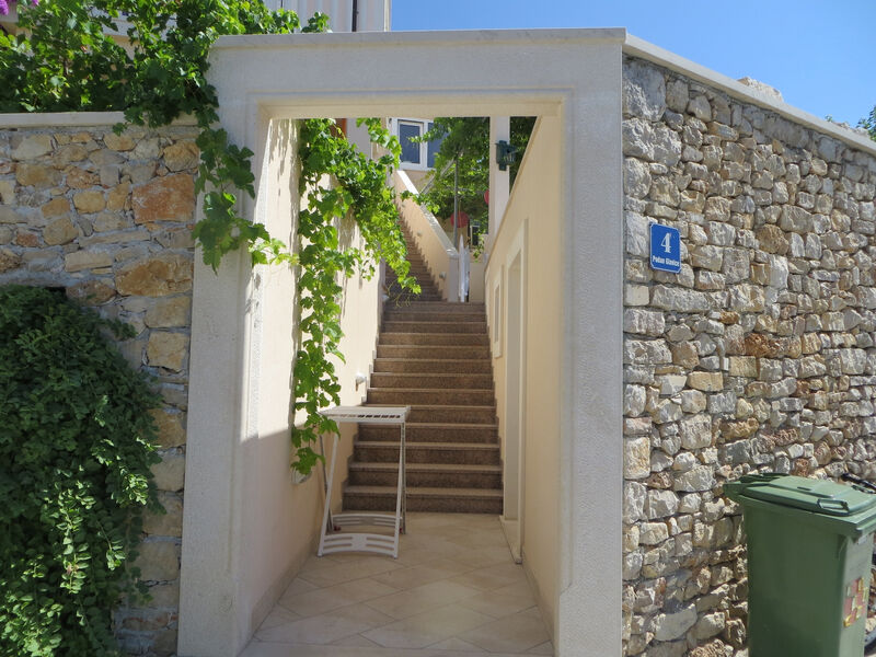 Apartmány 3298-6400