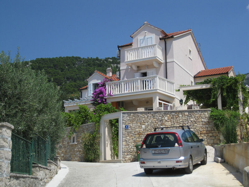 Apartmány 3298-6400
