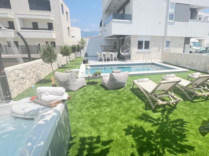 Apartmány 3298-6888