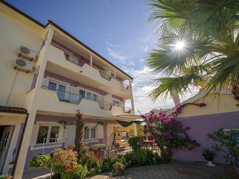 Apartmány 1355-3744