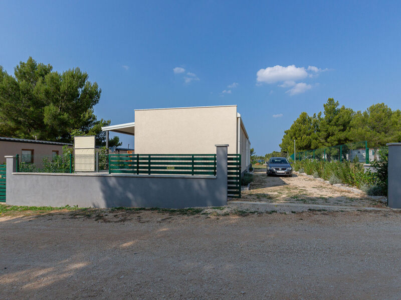 Mobilní domky a kempy 1355-4505