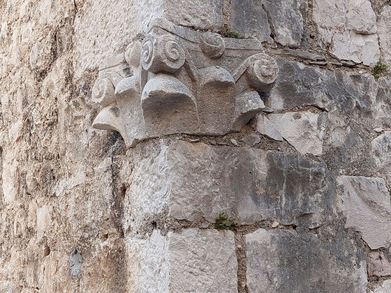 Kamenný dům 1355-4527