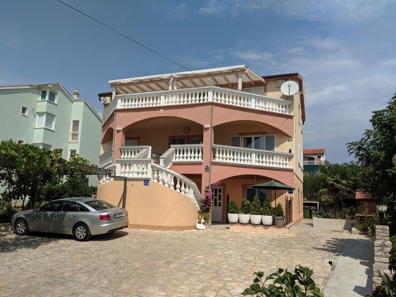 Apartmány 1355-6360