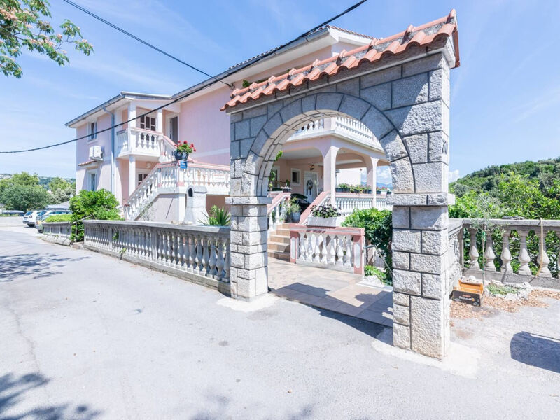 Apartmány 1355-6483