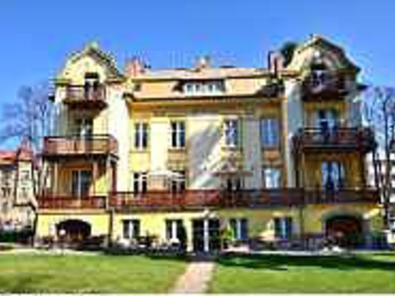 Hotel Bella