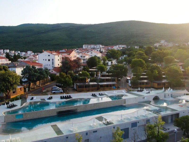 Mobilní domky a kempy 1355-6645