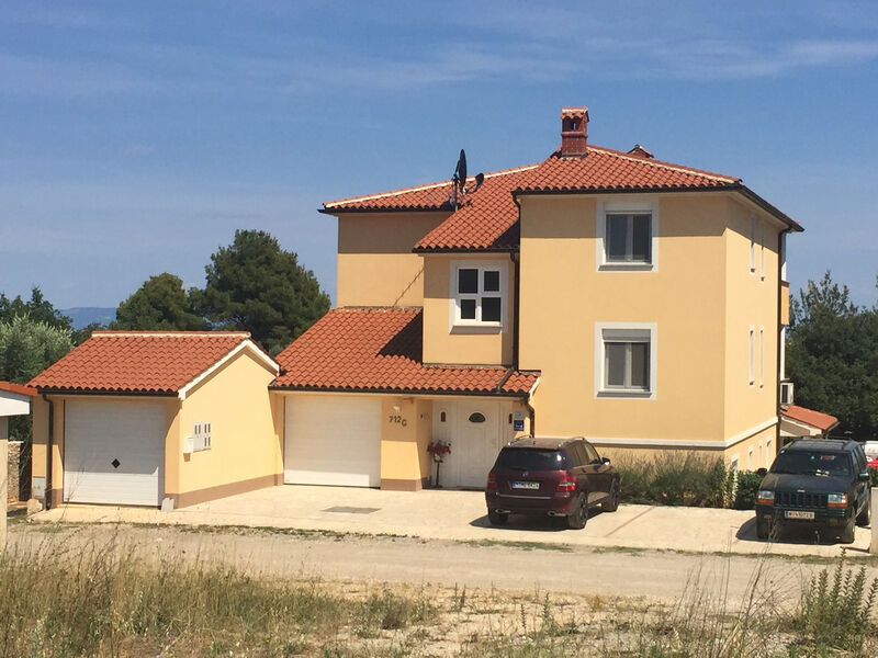 Vila 1318-36