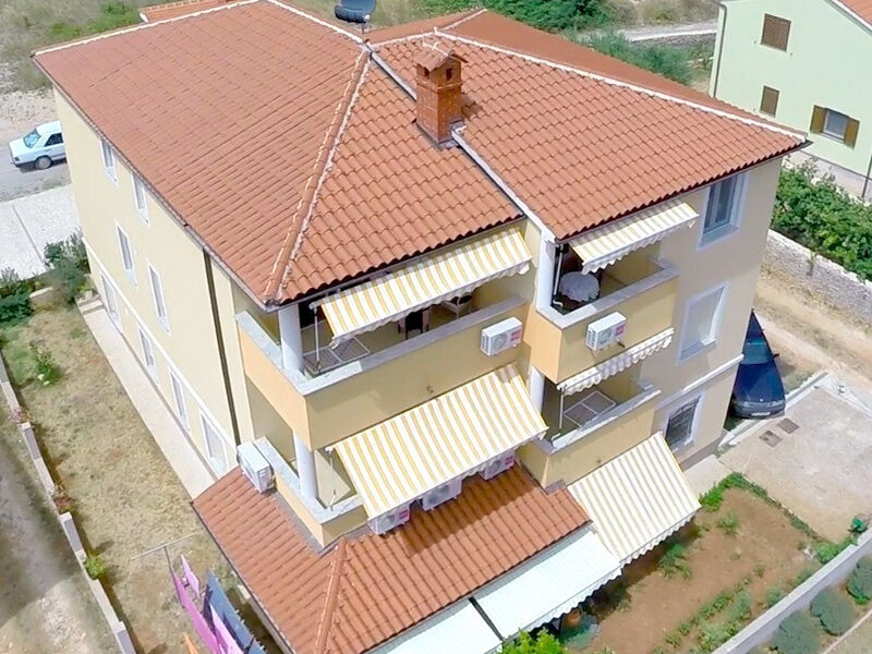Vila 1318-36