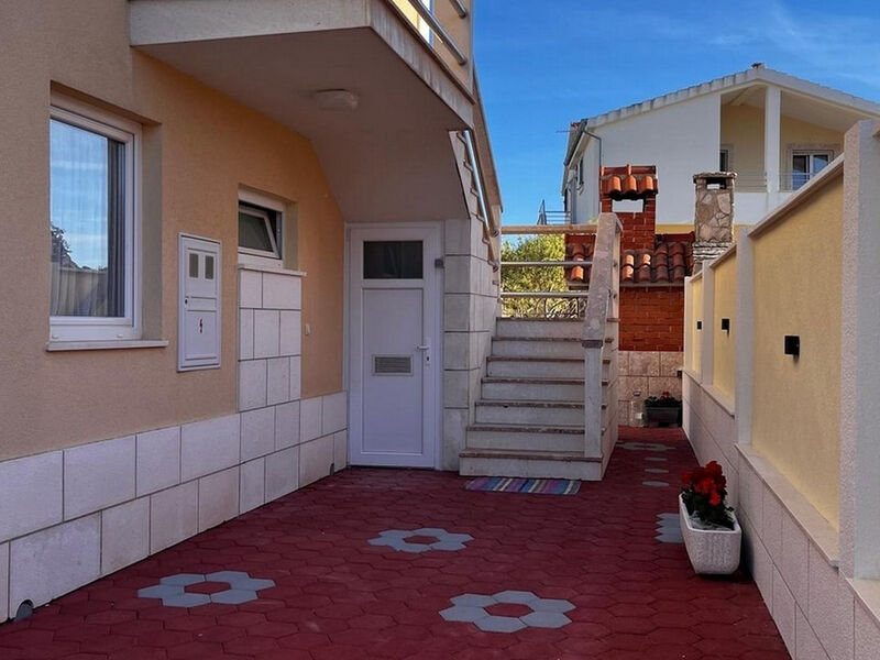 Robinzonáda 3298-7320
