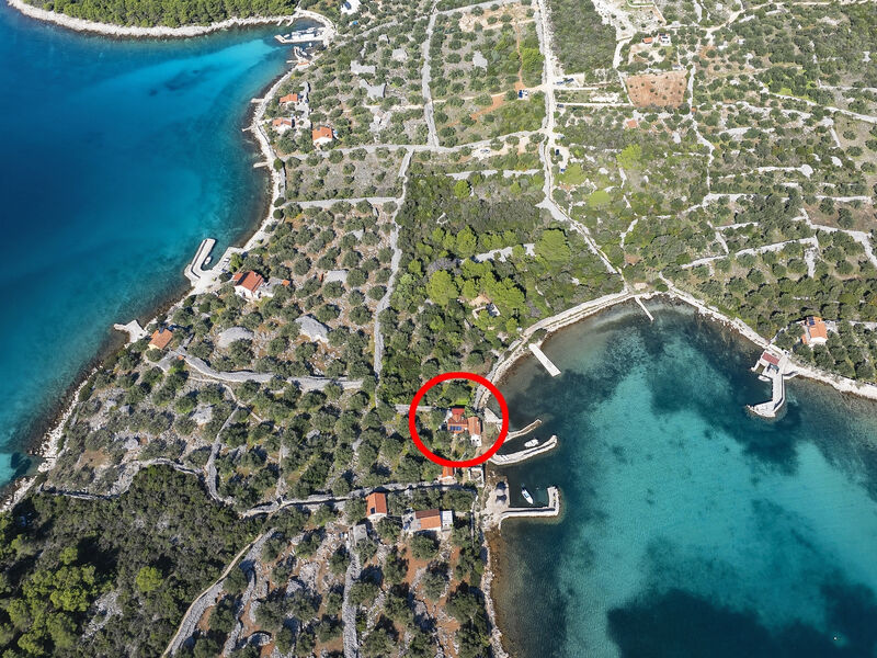 Robinzonáda 3298-7335
