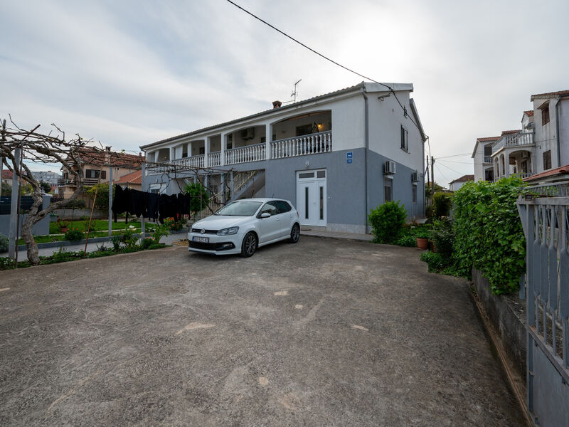 Apartmány 3298-7352
