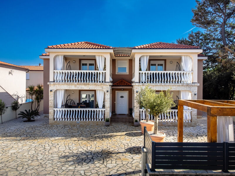 Apartmány 3298-7357
