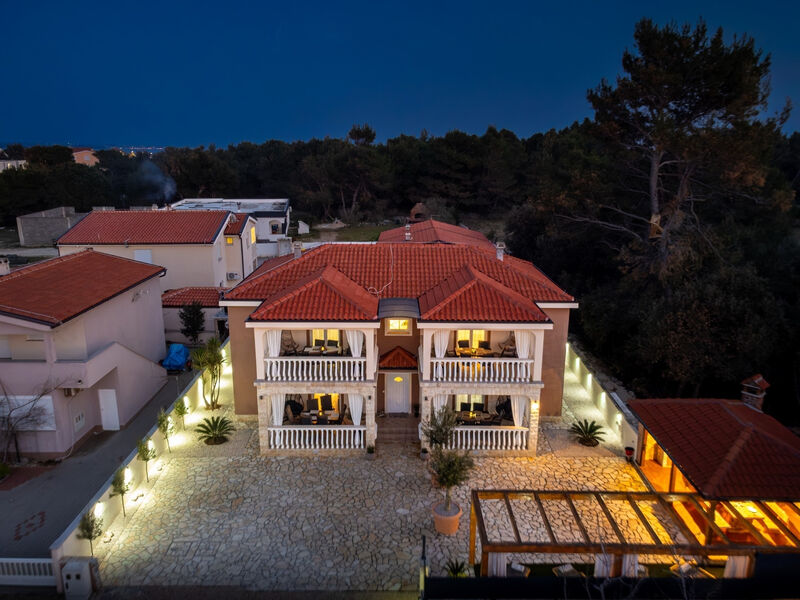 Apartmány 3298-7357