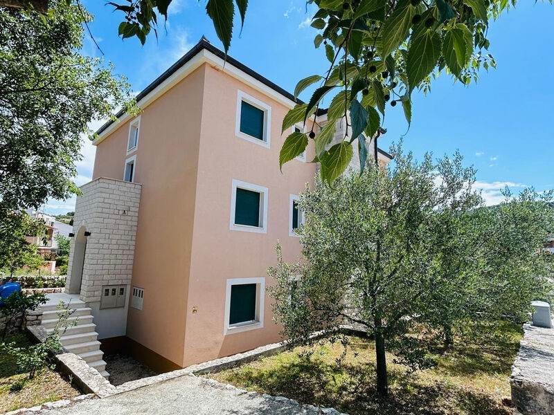 Apartmány 3298-7437