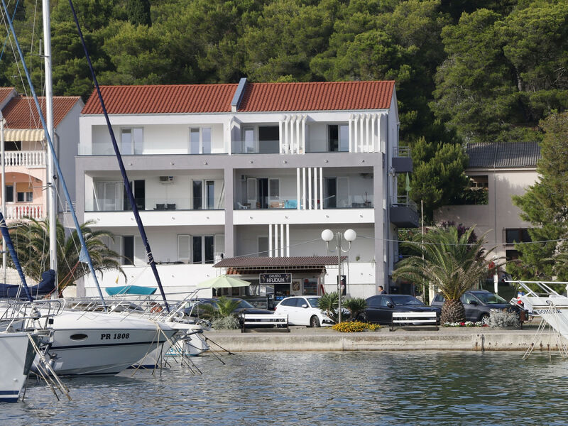 Apartmány 3298-7506