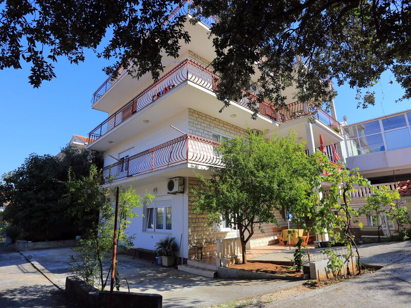 Apartmány 3298N-7744