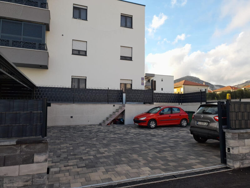 Apartmány 3298N-7802