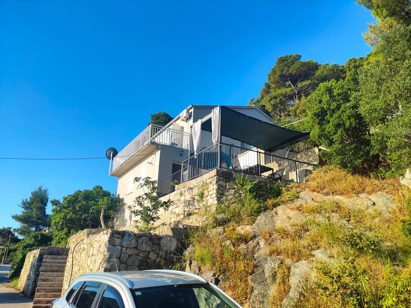 Apartmány 3298N-7827