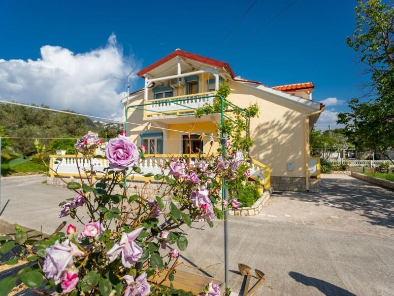 Apartmány 3298N-7830