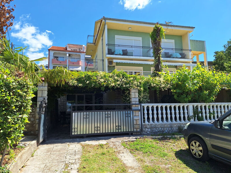 Apartmány 1355-7305