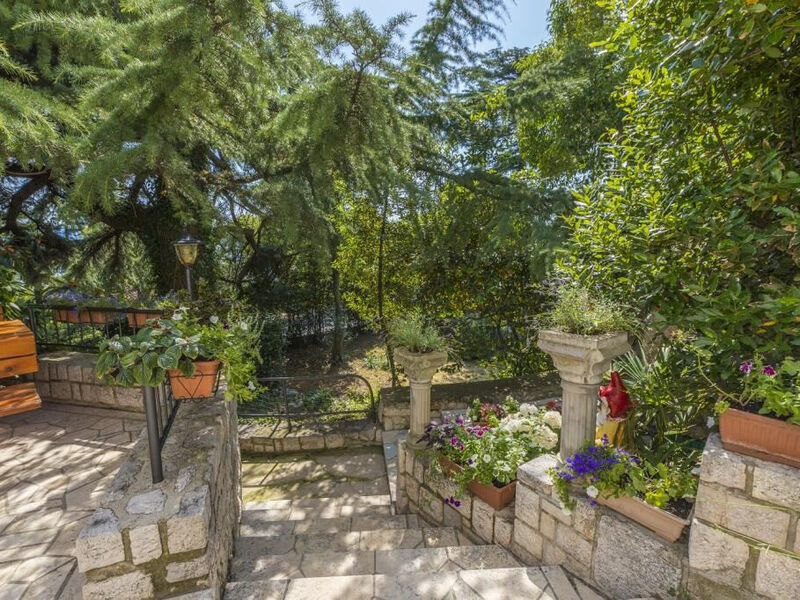 Apartmány 1355-7351