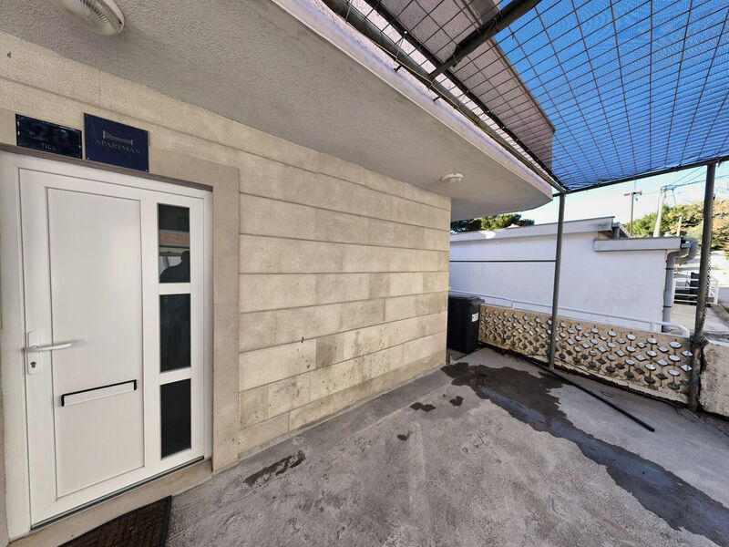 Apartmány 1355-7370