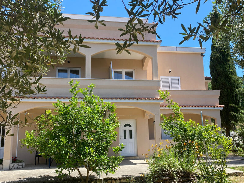 Apartmány 3298N-7895