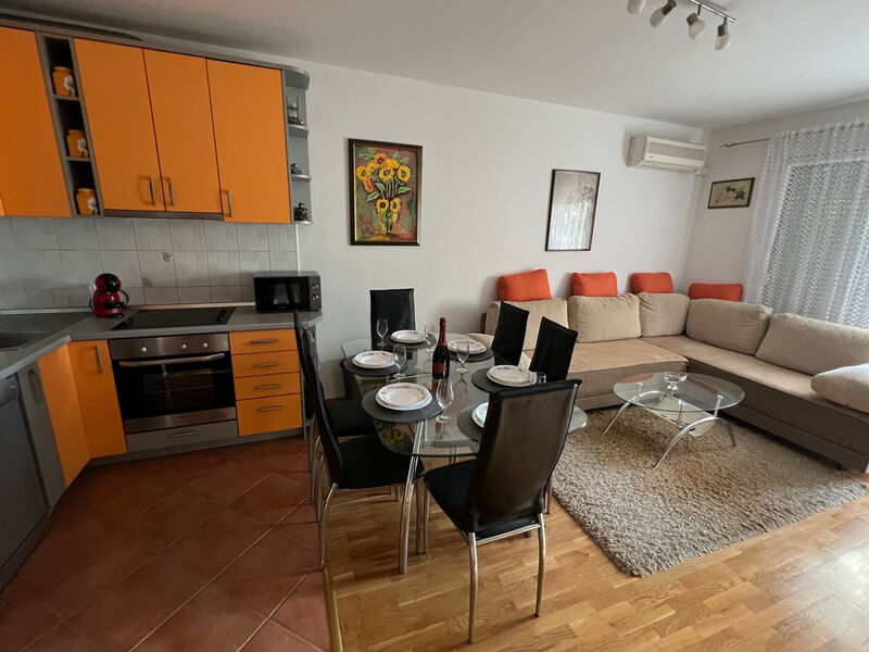 Apartmány 3298N-7956