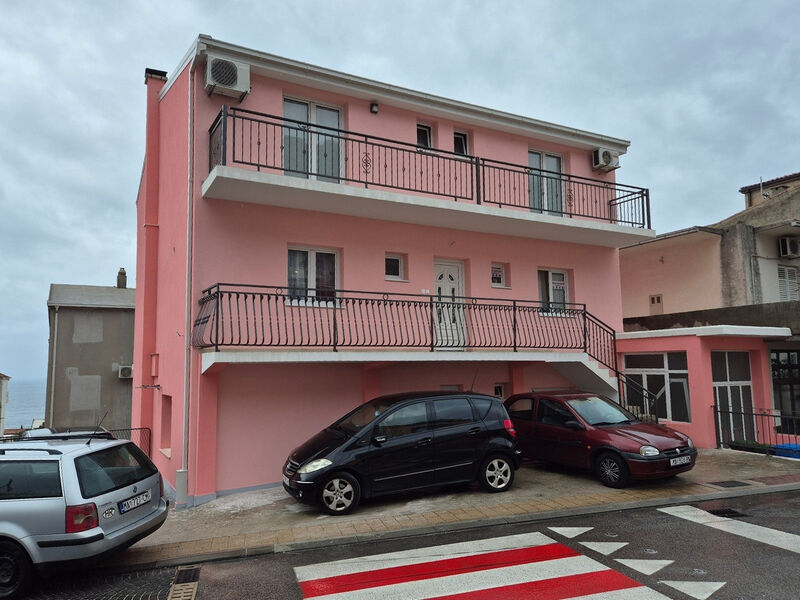Apartmány 3298N-7957