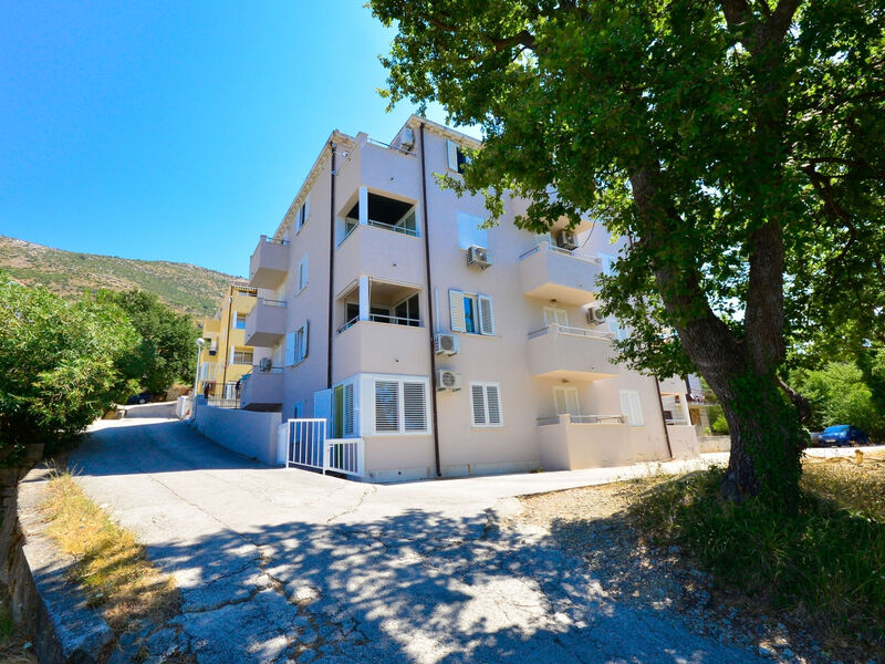 Apartmány 3298N-8001
