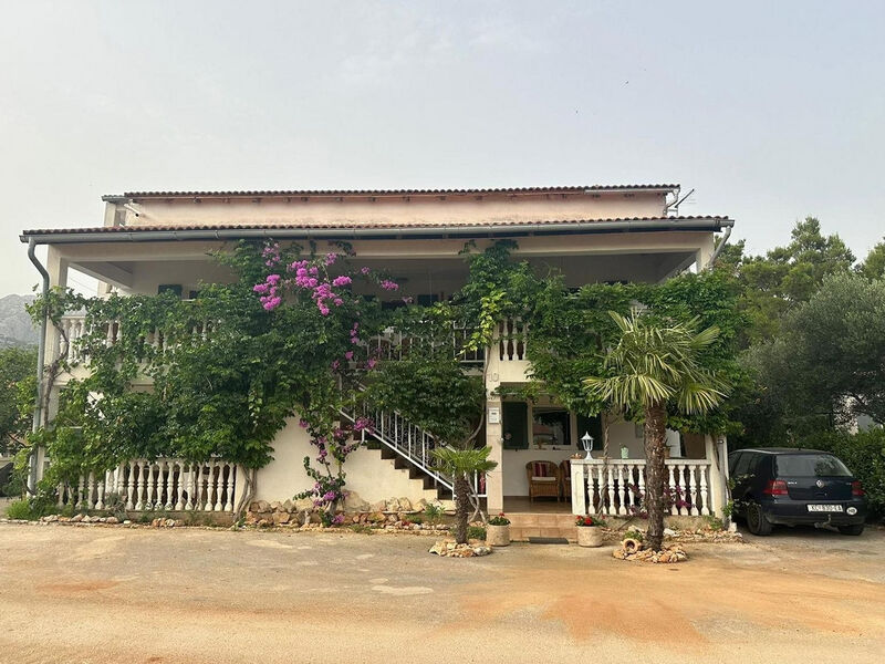Apartmány 3298N-8011
