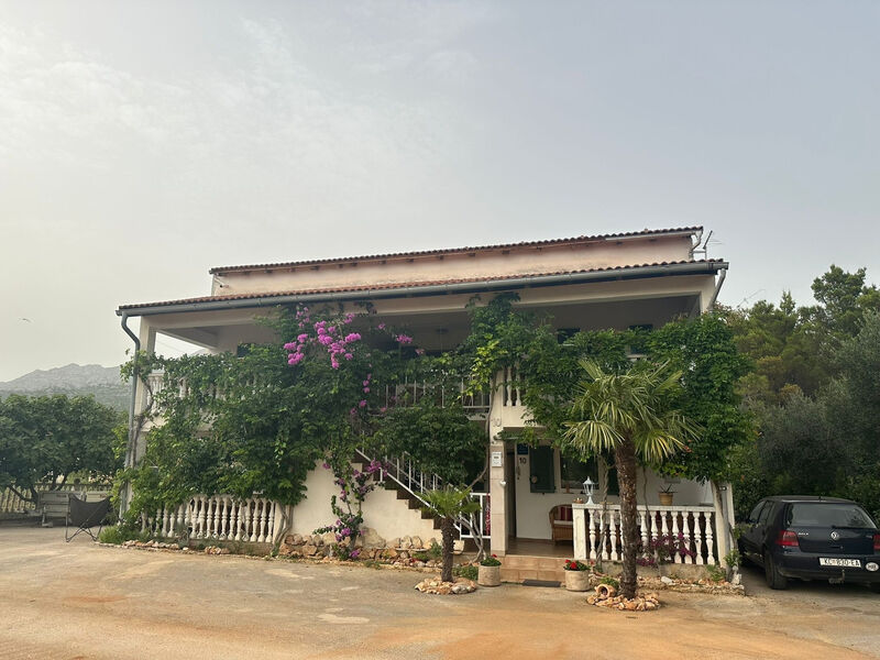 Apartmány 3298N-8011