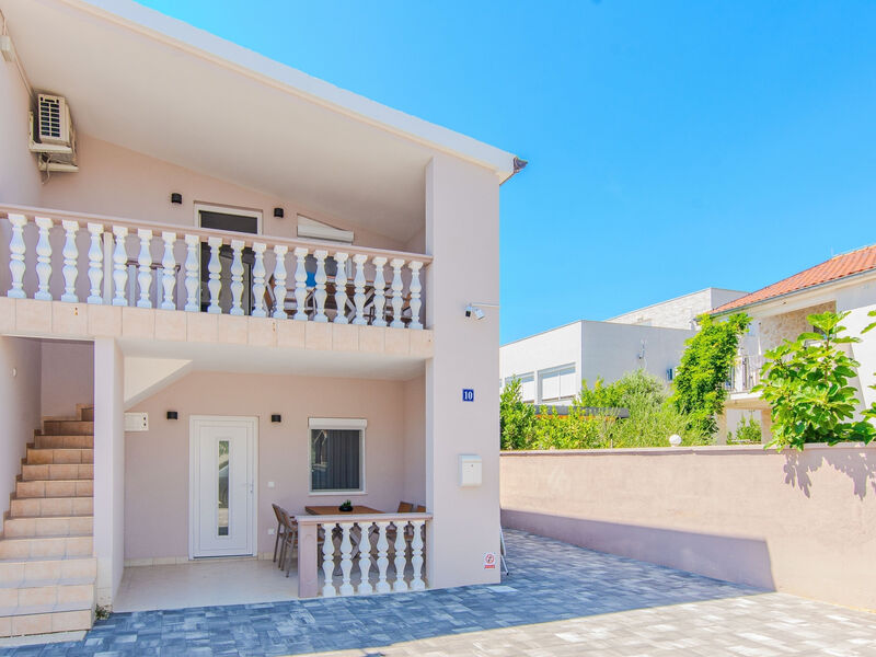 Apartmány 3298N-8024
