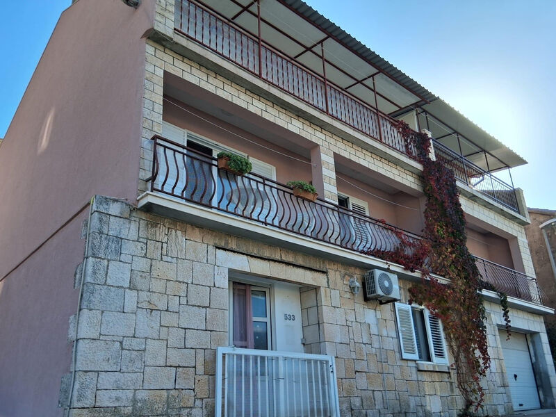 Apartmány 3298N-8128