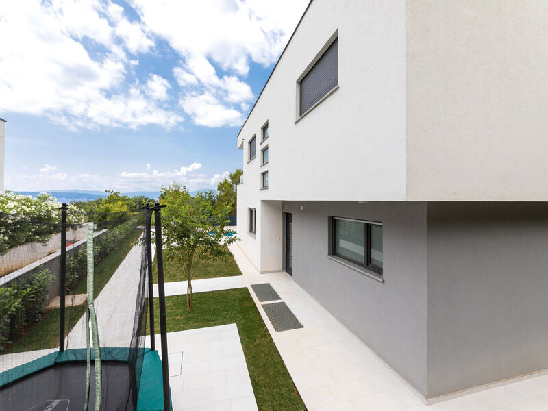 Villa 400-214