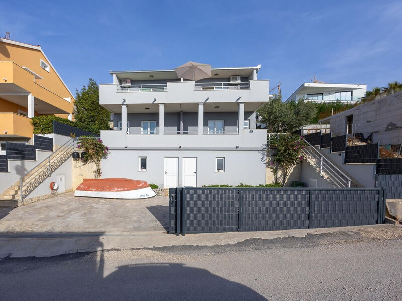 Apartmány 1355-7549