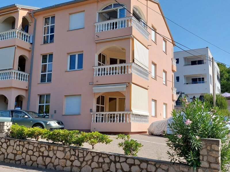 Apartmány 3298N-8200