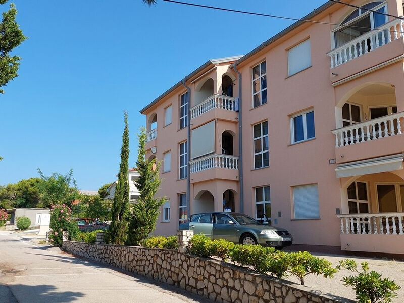 Apartmány 3298N-8200