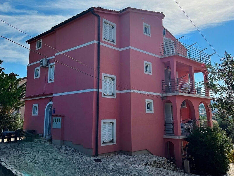 Apartmány 3298N-8222