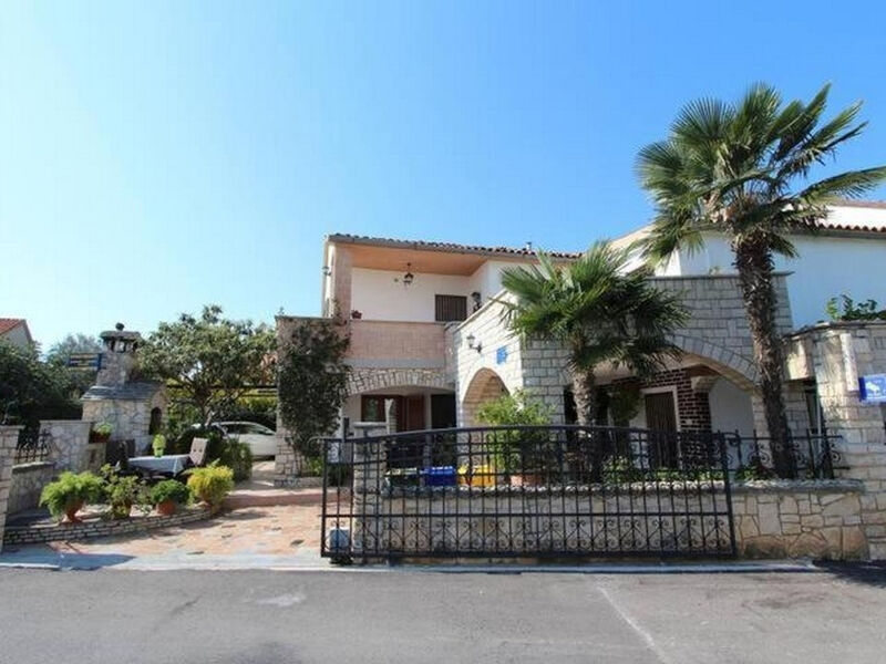 Apartmány 3298N-8261